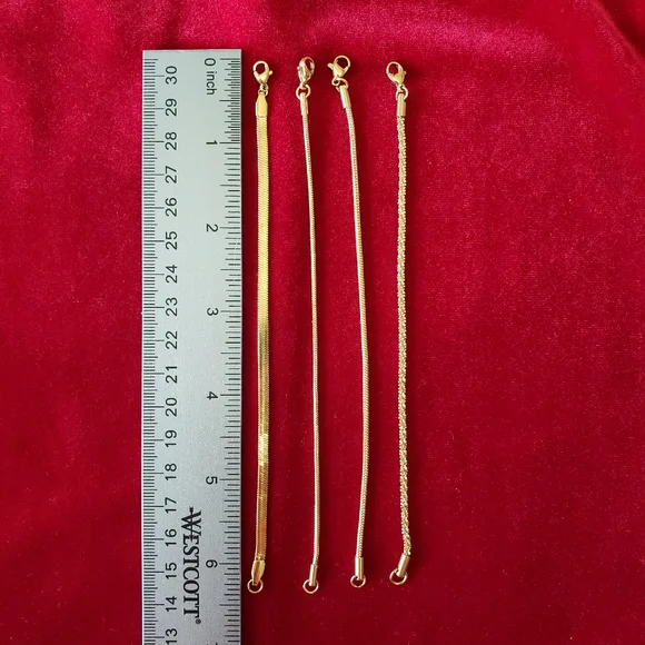 4 gold tone chain bracelets - Picture 6 of 6